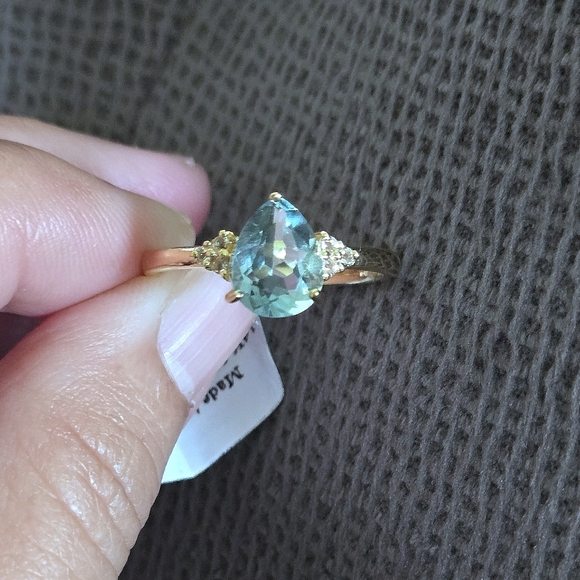 Shivam Green💚 Flourite Teardrop💧 with White Topaz Ring💍 - NWT - Picture 4 of 16
